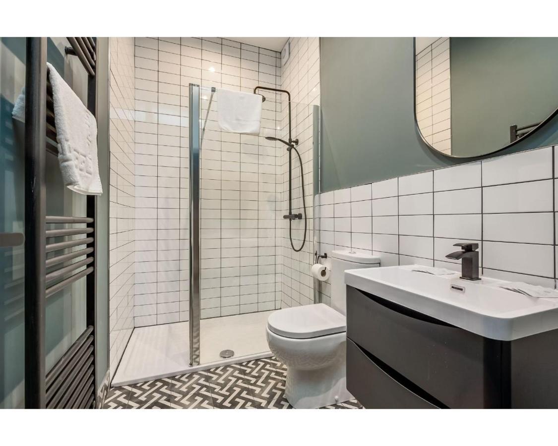 Central Belfast Apartments: University Street Bagian luar foto
