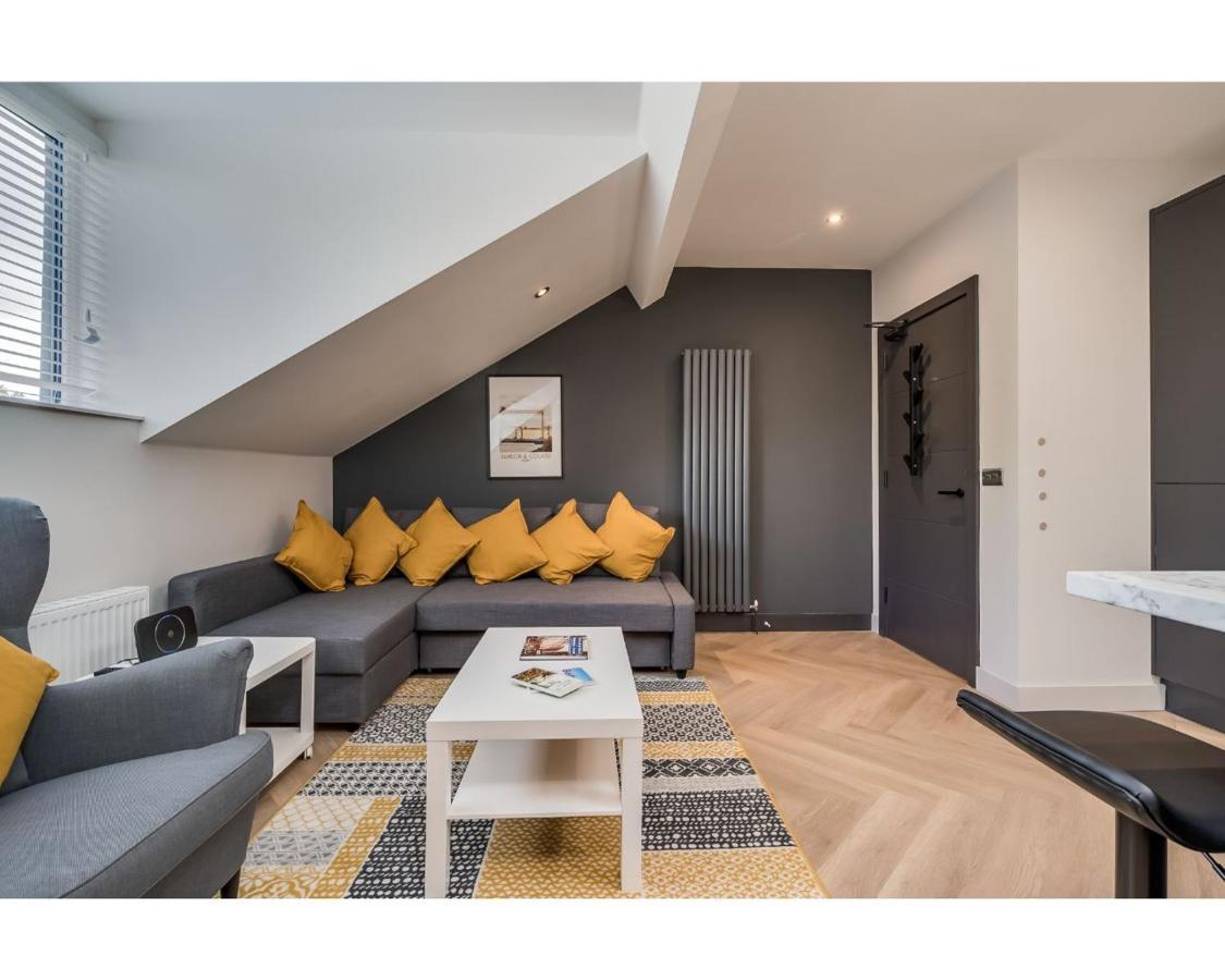 Central Belfast Apartments: University Street Bagian luar foto